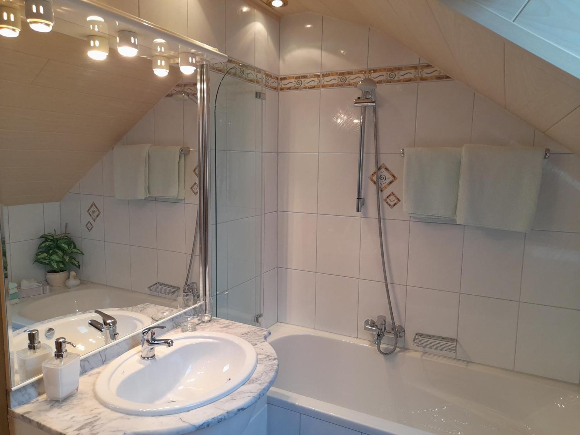 Appartement Haus Rossner à Nemmersdorf Extérieur photo
