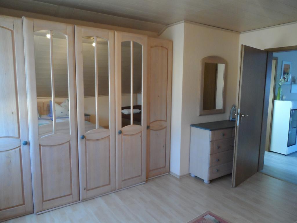 Appartement Haus Rossner à Nemmersdorf Extérieur photo